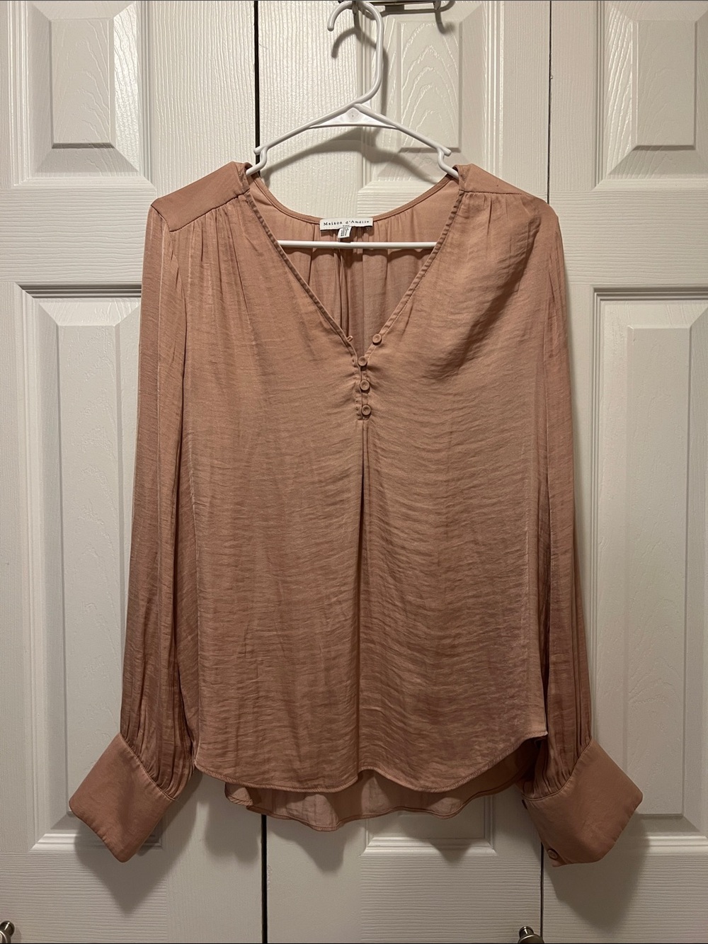 Madewell Long-Sleeve V-Neck Button Blouse in Dusty Mauve